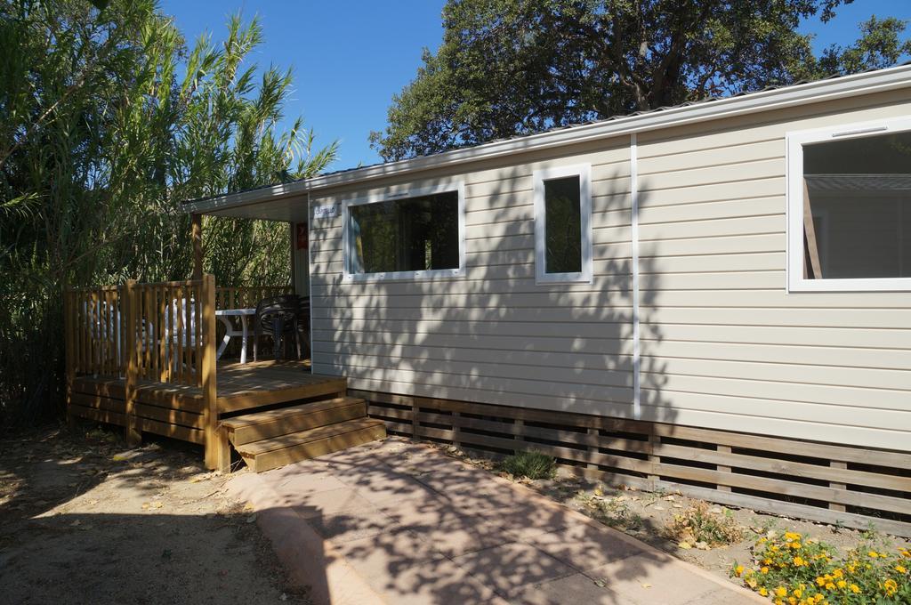Camping International カルヴィ エクステリア 写真